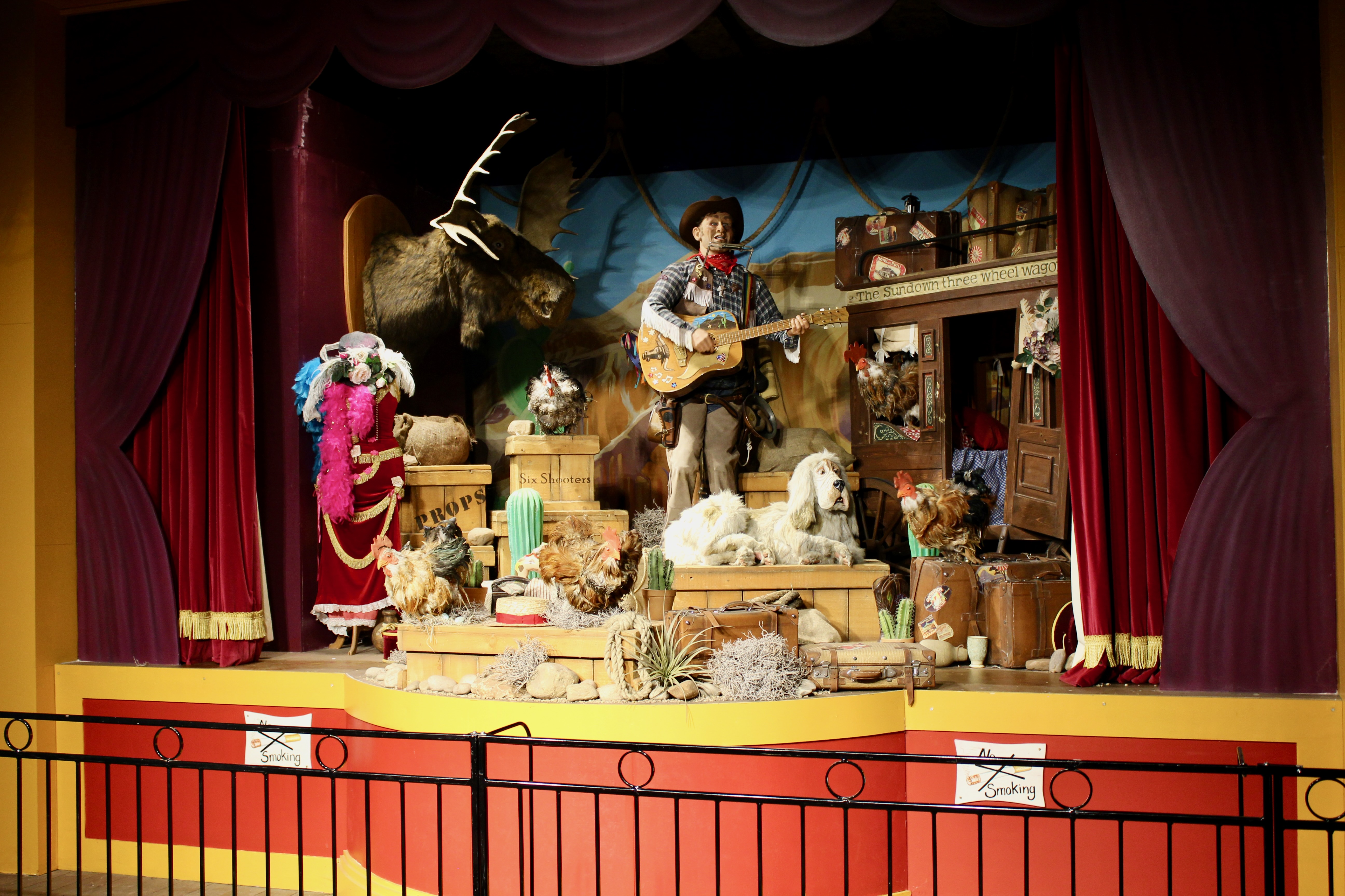 Buck And Dukes Singalong Show At Sundown Adventureland 3