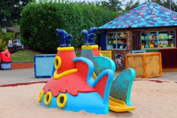 Captain Sandy's Play Cove - Sundown Adventureland