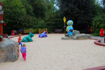 Captain Sandy's Play Cove - Sundown Adventureland