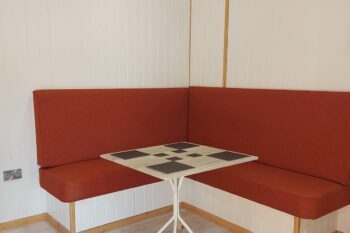 Rabbit Accessible 3 Bedroom Lodge at Sundown Adventureland inside Dining area