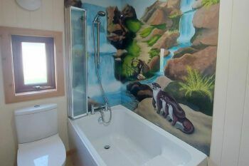 Rabbit Accessible 3 Bedroom Lodge at Sundown Adventureland inside bathroom