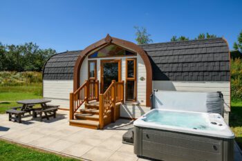 Squirrel VIP with hot tub at Wild Acre Village